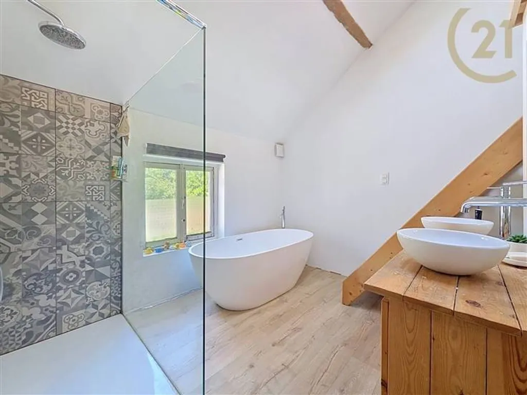 Bathrooms - Renovated 3-Faced House with Terrace in Genappe