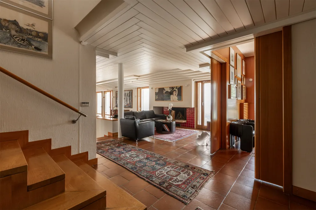 Living Room - Luxury Villa with Panoramic Views in Turin