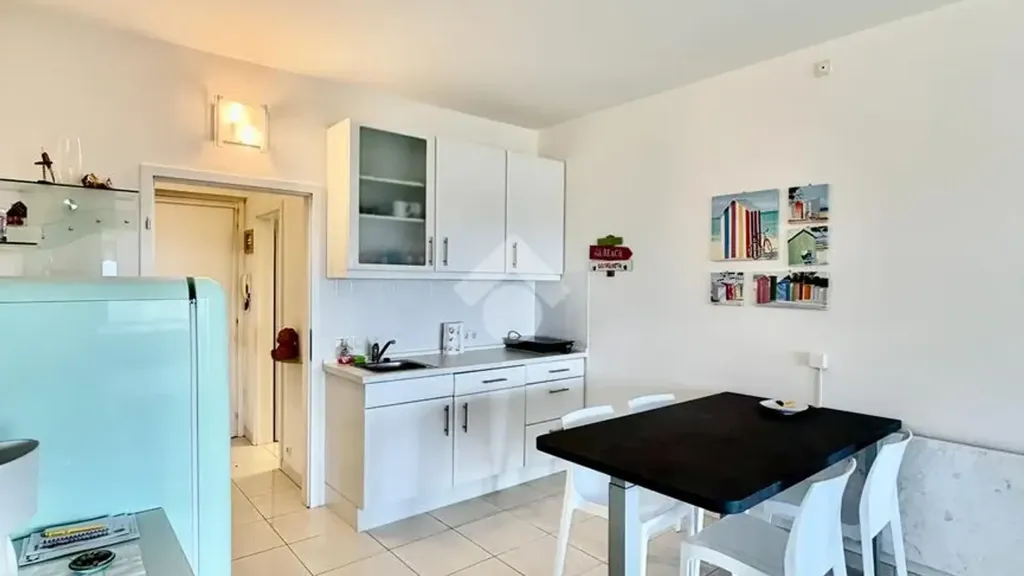 Köök - Studio with Lake View in Lazise