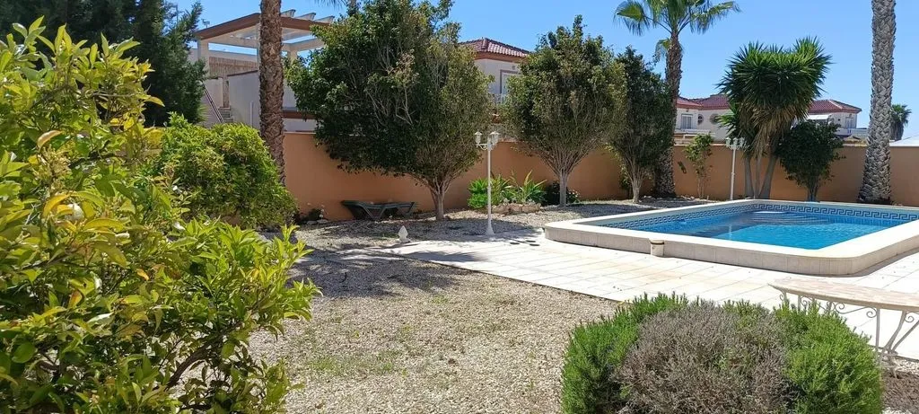 Piscine - Luxury Villa with Sea View in La Marina