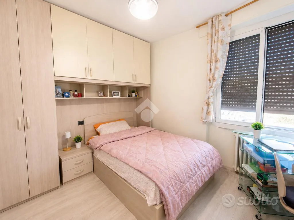 Magamistoad - Trilocale with Private Box in Cantù