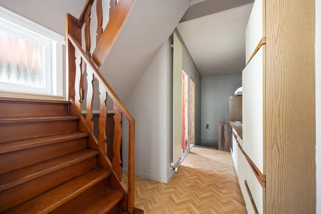 Pièces - Maison mixte avec potentiel commercial à Mechelen