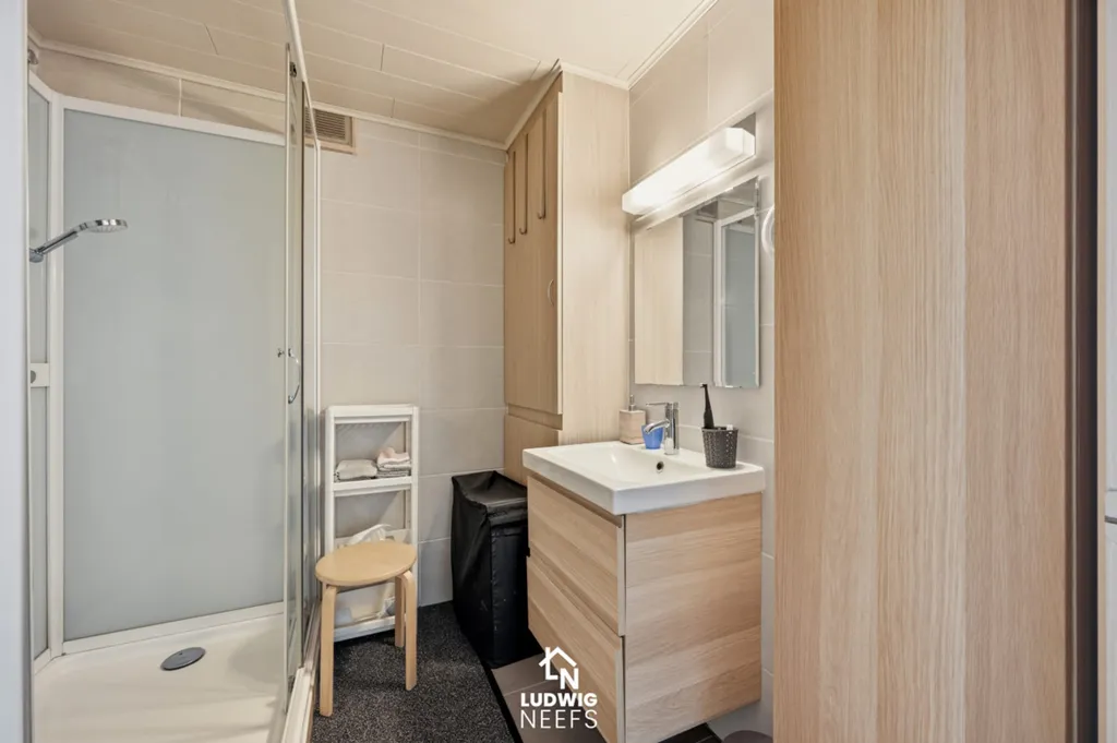 Vannitoad - 2-Bedroom Apartment with Terrace in Duffel