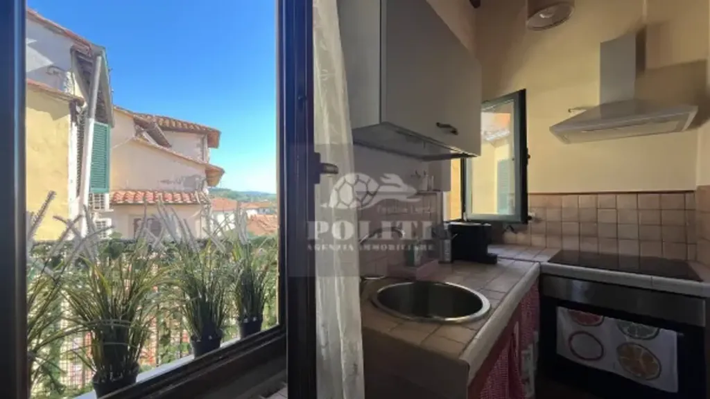 Cuisine - Rustic-Style Flat with Terrace in Fucecchio