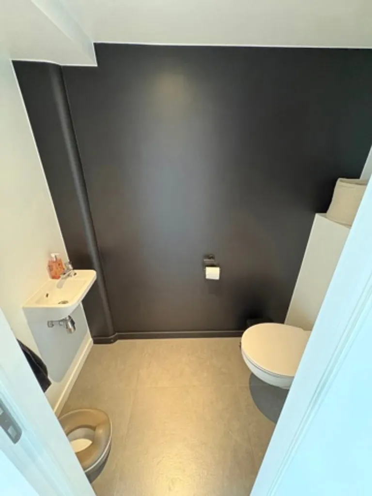 Salles de bain - Duplex Lumineux avec Cave et Parking à Nice