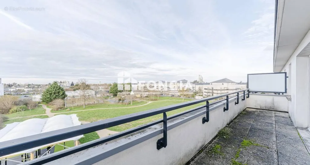 Balcon - Studio avec Vue Imprenable à Tours