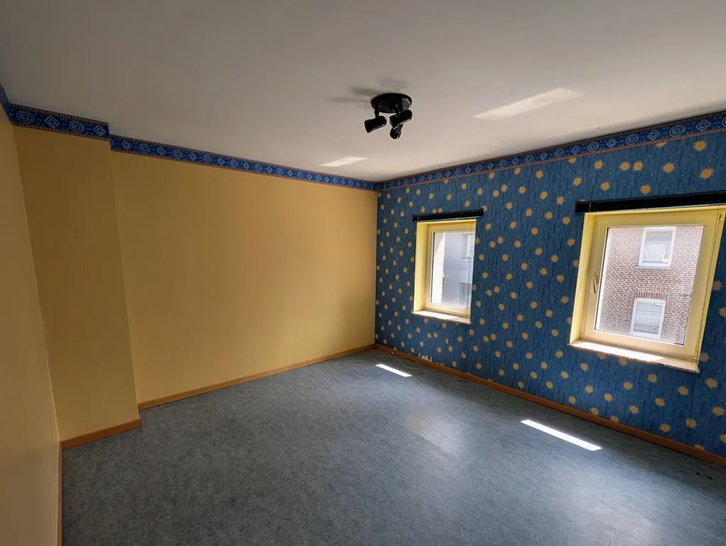 Pièces - Maison de 5 Chambres avec Jardin à Welkenraedt