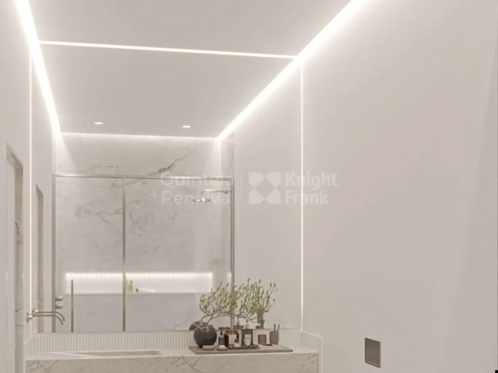 Bathrooms - Luxury Apartment Complex in Historic Setúbal