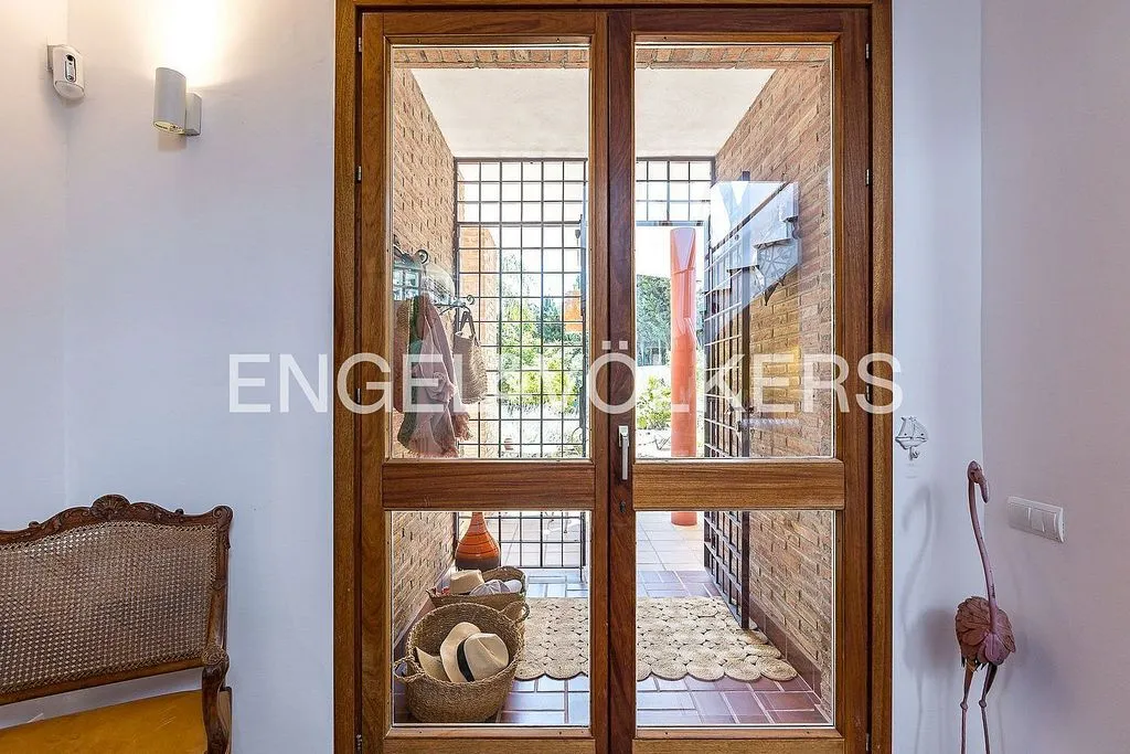 Ingresso - Architectural Villa with Terrace in L'Aragai