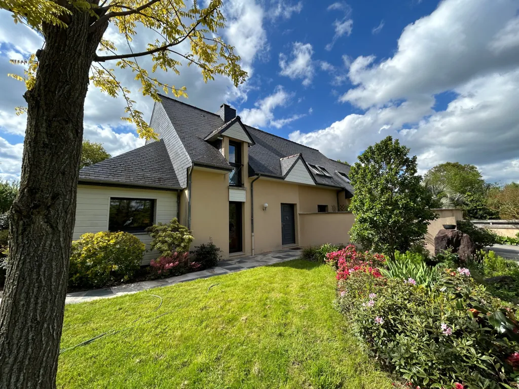 Esterno - Family House with Pool in Goven