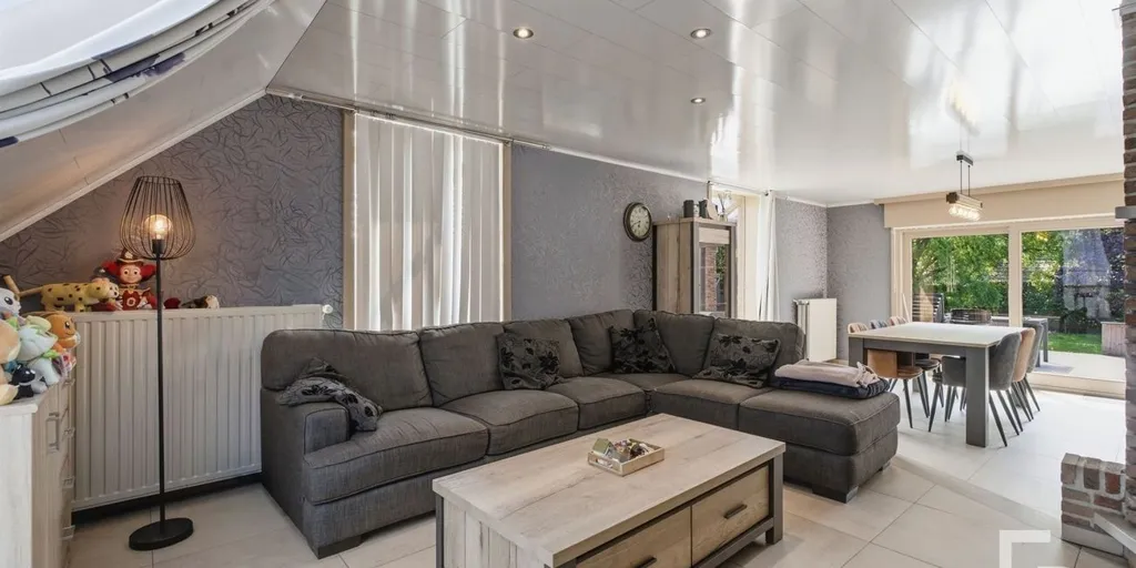 Séjour - Maison Individuelle avec Jardin à Poperinge