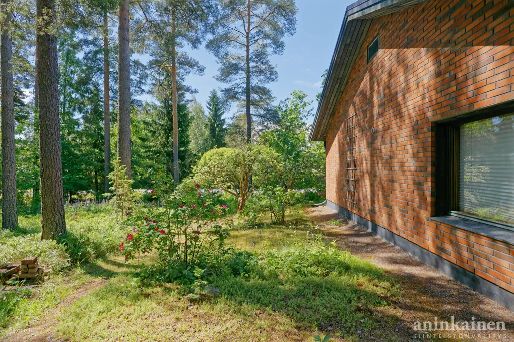 Giardino - Detached House with Garden in Paimio