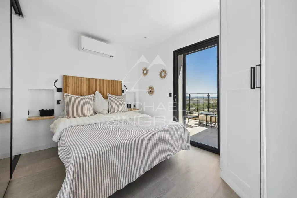 Chambres - Appartement avec Vue Mer au Cœur de Mandelieu