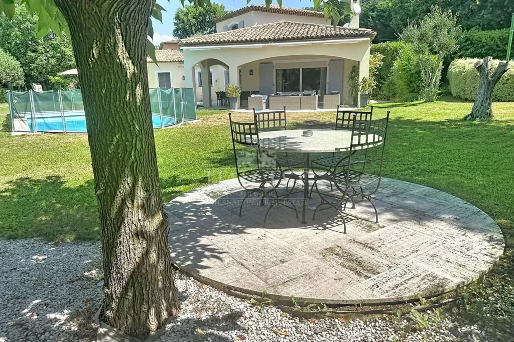 Piscina - Provençal Villa with Pool near Monaco
