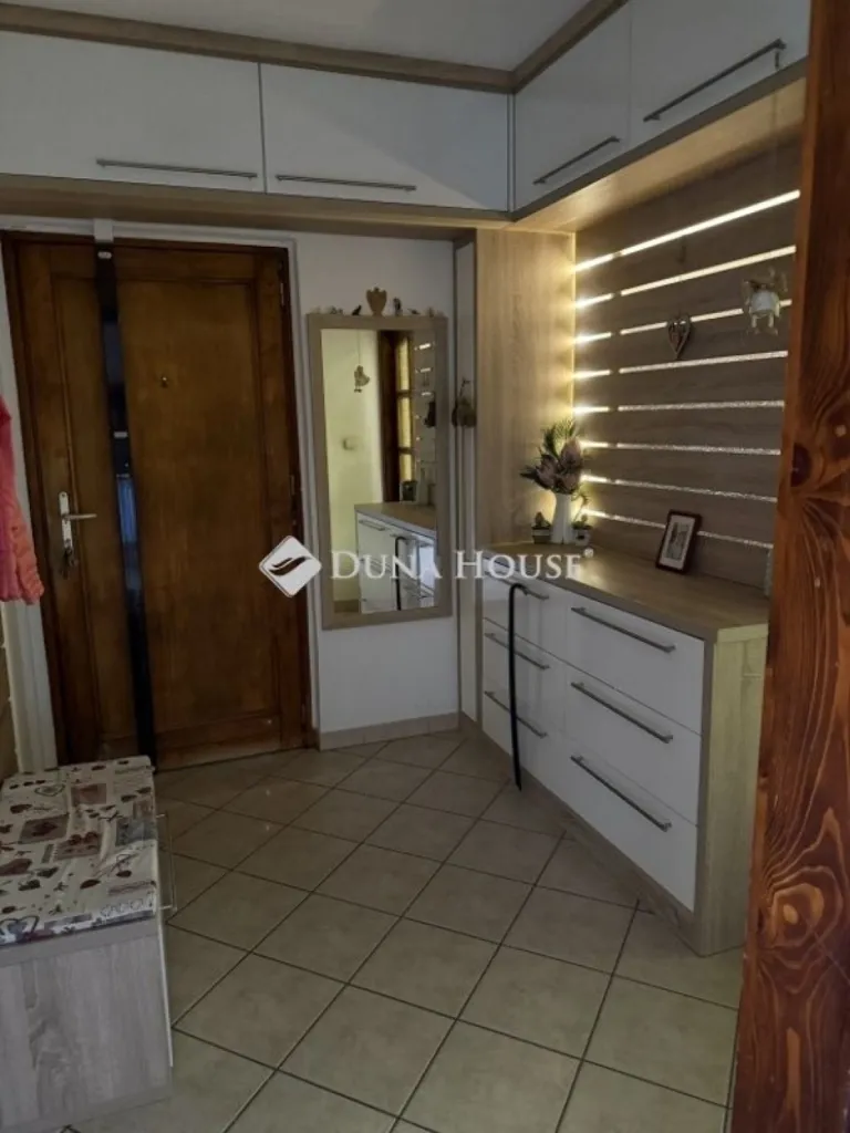 Hallway - Modern Flat with Balcony in Budapest XVI