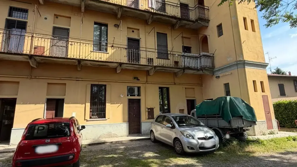 Välivaade - Rustic-Style Flat with Garden in Milan
