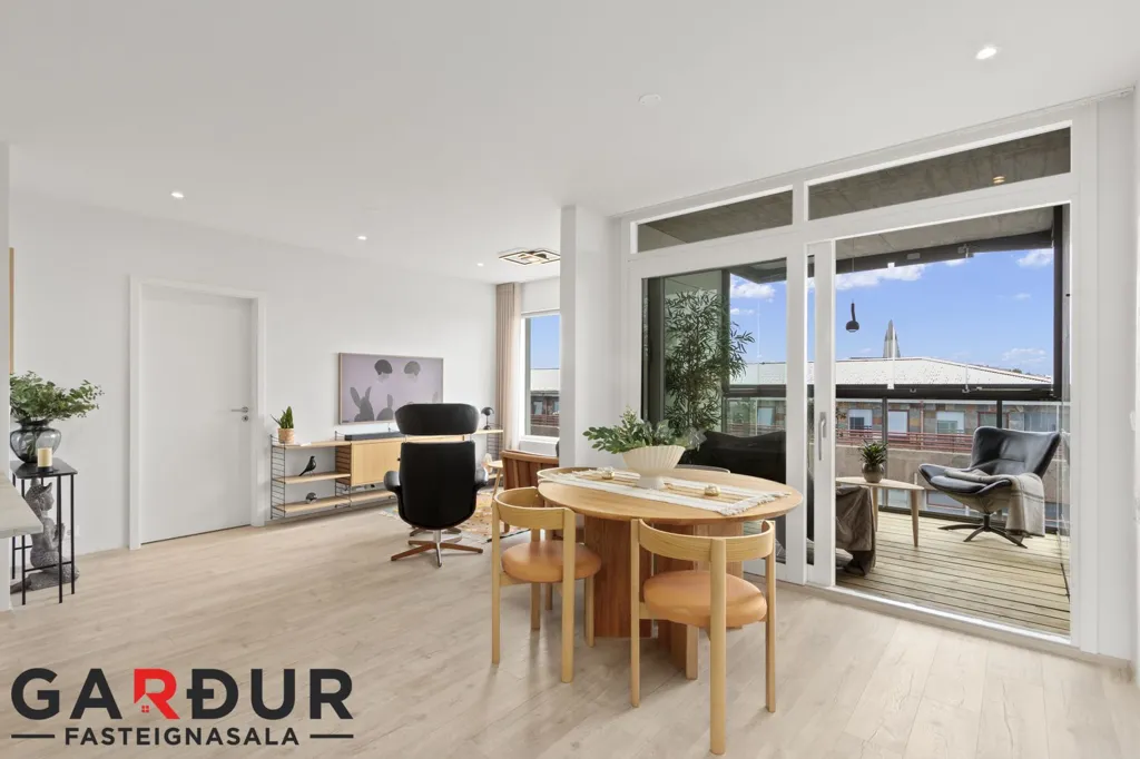 Söögituba - Apartment with Sea View in Reykjavík