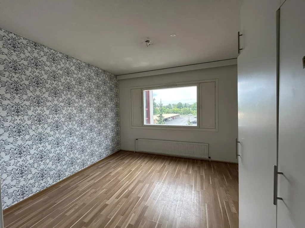 Pièces - 4-Bed Flat with Balcony in Paroalho, Rauma