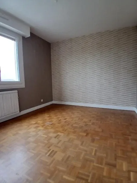 Toad - Renovated Apartment with Balcony in Saint-Dizier