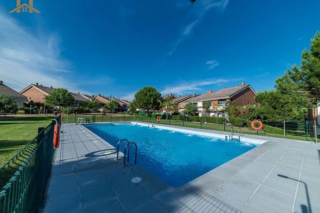 Piscine - Apartment with Pool and Terrace in Illescas