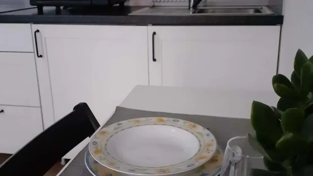 Cuisine - Studio with Wi-Fi in Milan