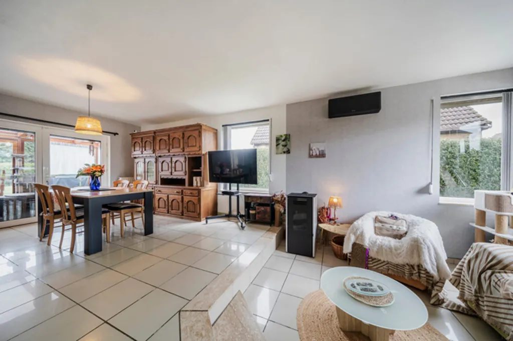 Maison 2 chambres à Chatelet