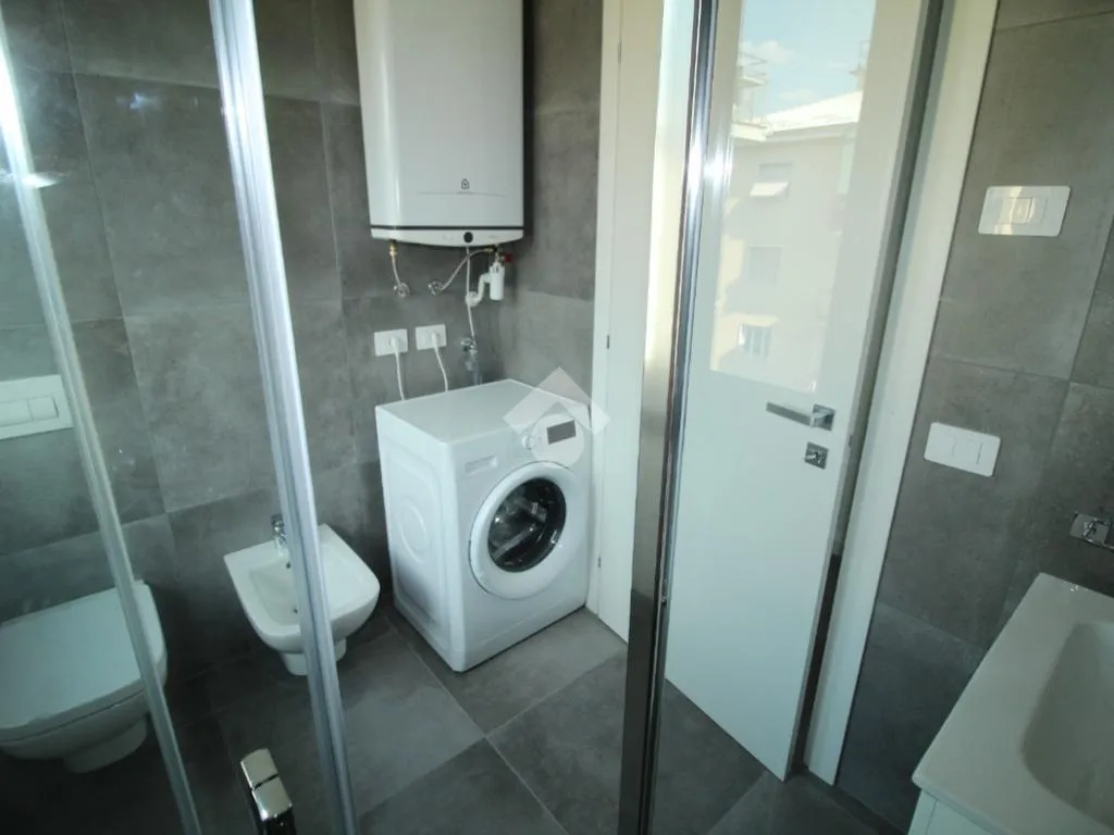 Salles de bain - Modernised 2-Bedroom in Central Bergamo