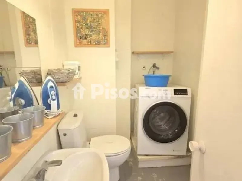Lavanderia - Apartment with Balcony in El Pilar, Valencia
