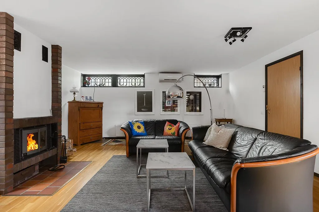 Maison 8 pièces à Örebro kommun