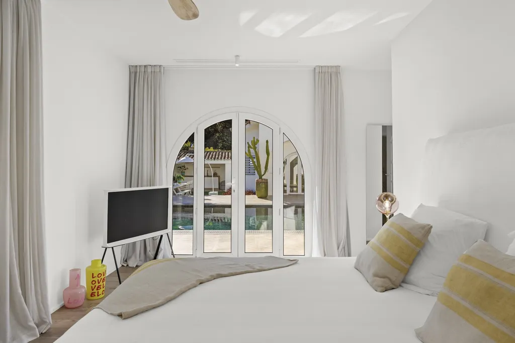 Chambres - Renovated Villa with Mountain View in Marbella