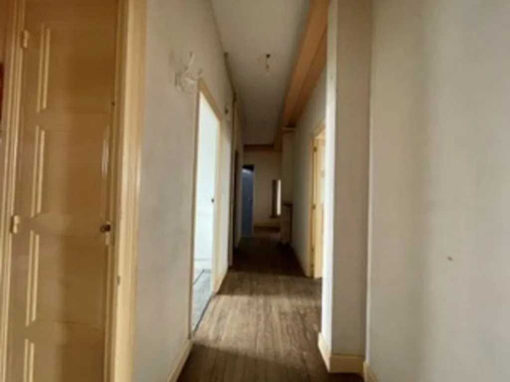Entrée - Appartement 5 Pièces avec Ascenseur à Clermont-Ferrand