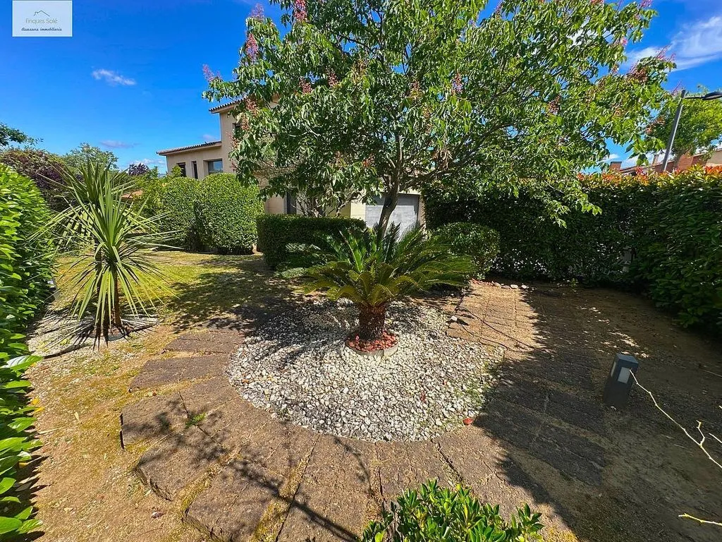 Aed - Chalet with Pool in Roca del Vallès