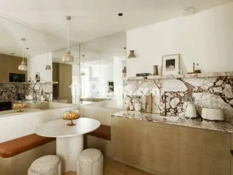 Cucina - Modern Flat with Balcony in Universidad-Malasaña