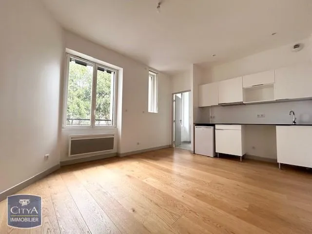 Köök - 1-Bedroom Apartment with Courtyard View in Nantes