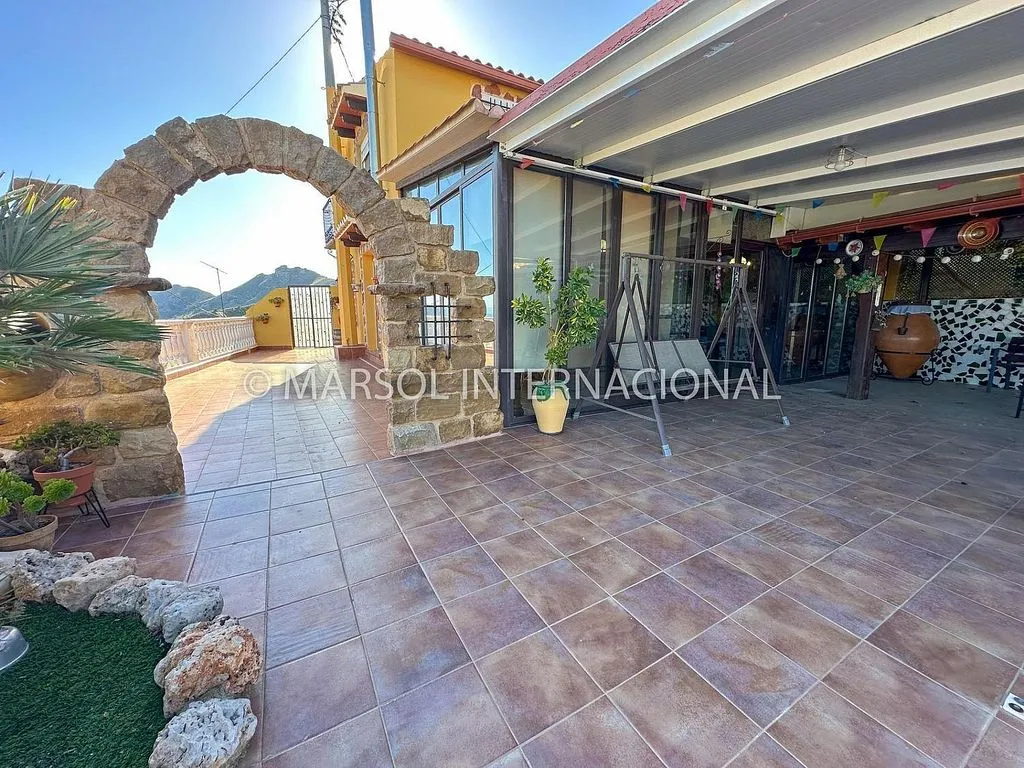 Terrass - Chalet with Pool in Fortuna