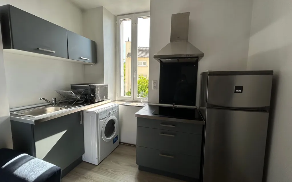 Cuisine - Appartement Meublé 1 Pièce au Cœur des Ruchoux à Limoges