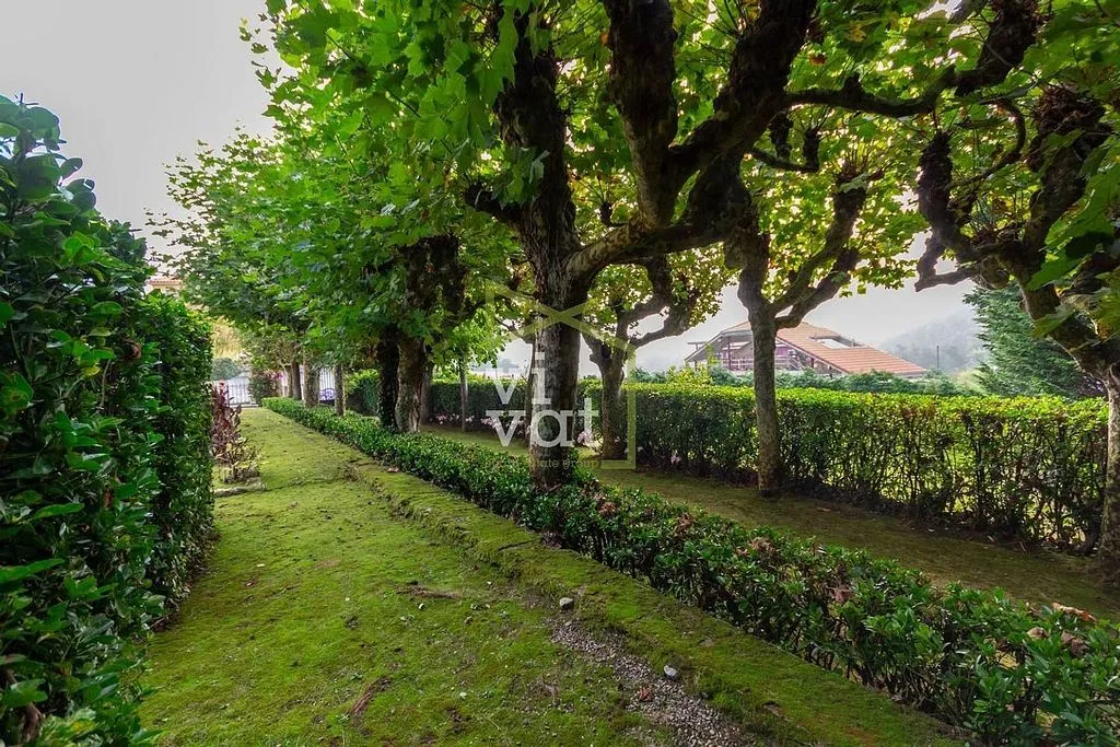 Giardino - Luxury Villa with Garden in Luanco