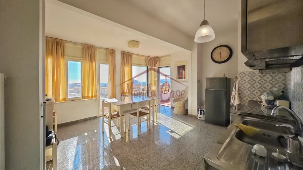 Cuisine - Penthouse with Panoramic View in Massa Centre