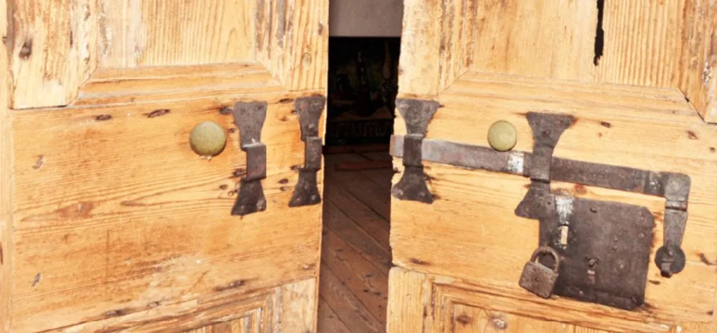 Esik - Historic Villa in Medieval Portobuffolè, Veneto