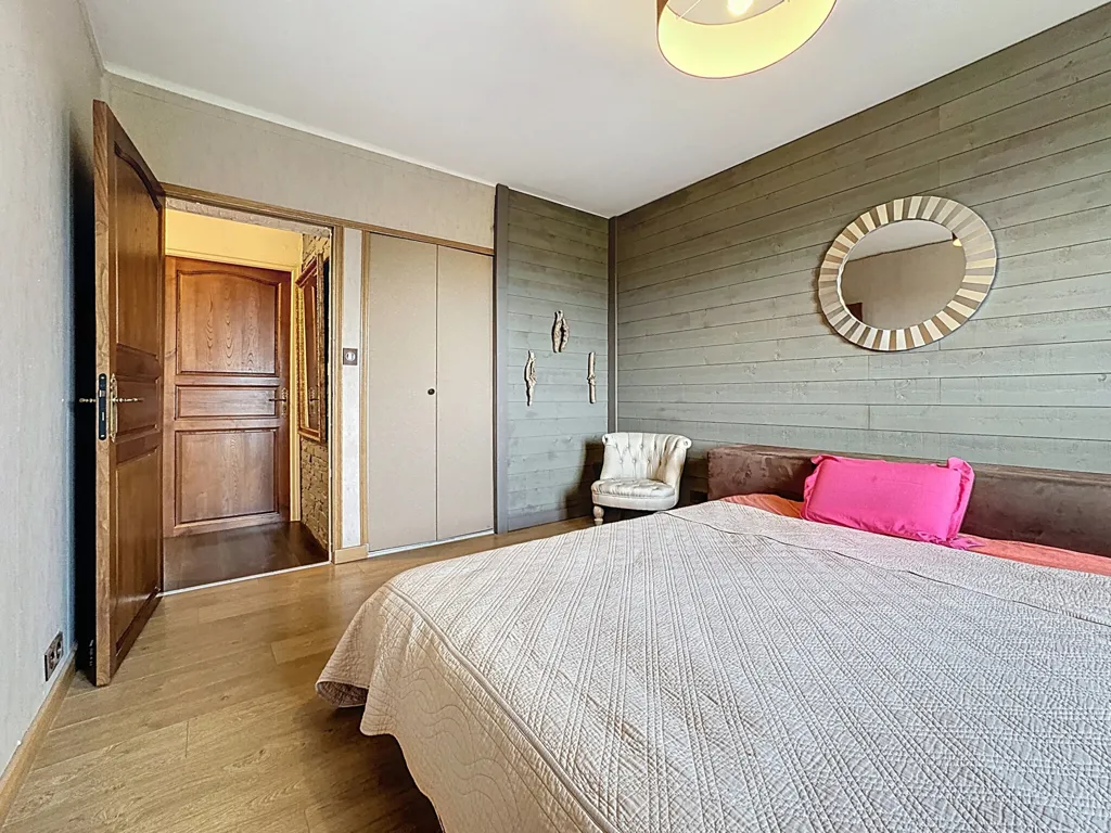 Camere da letto - Traversing Apartment with Balcony in Ghisonaccia Centre