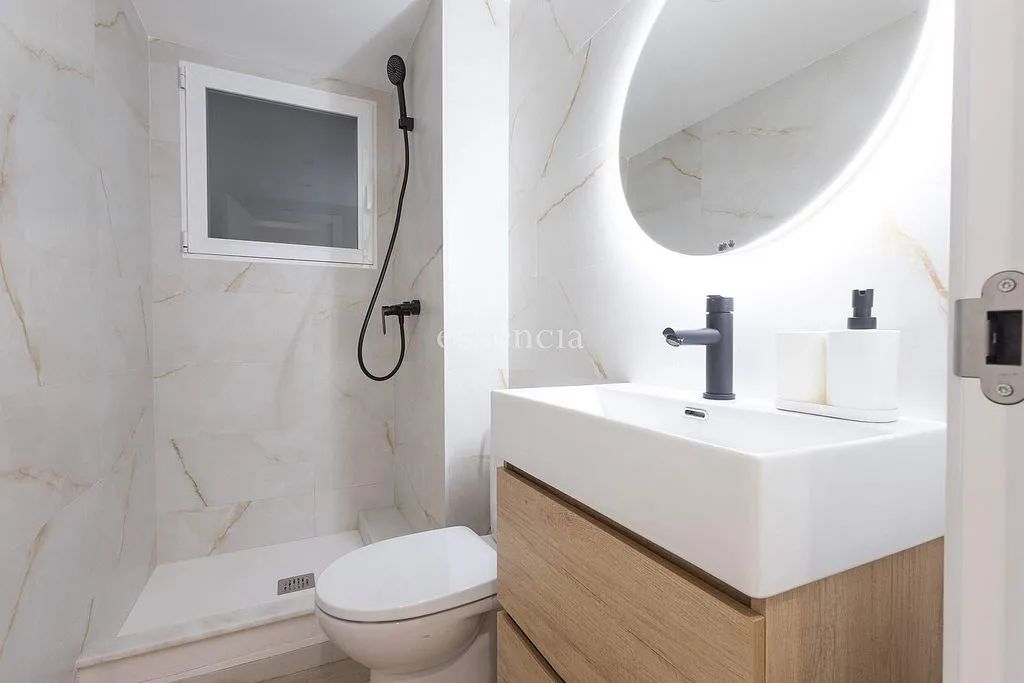 Vannitoad - Fully Renovated Flat with Lift in Gandia