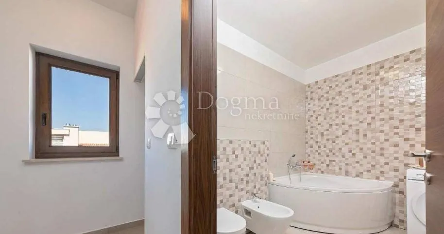Bagni - Modern Villa with Pool near Labin