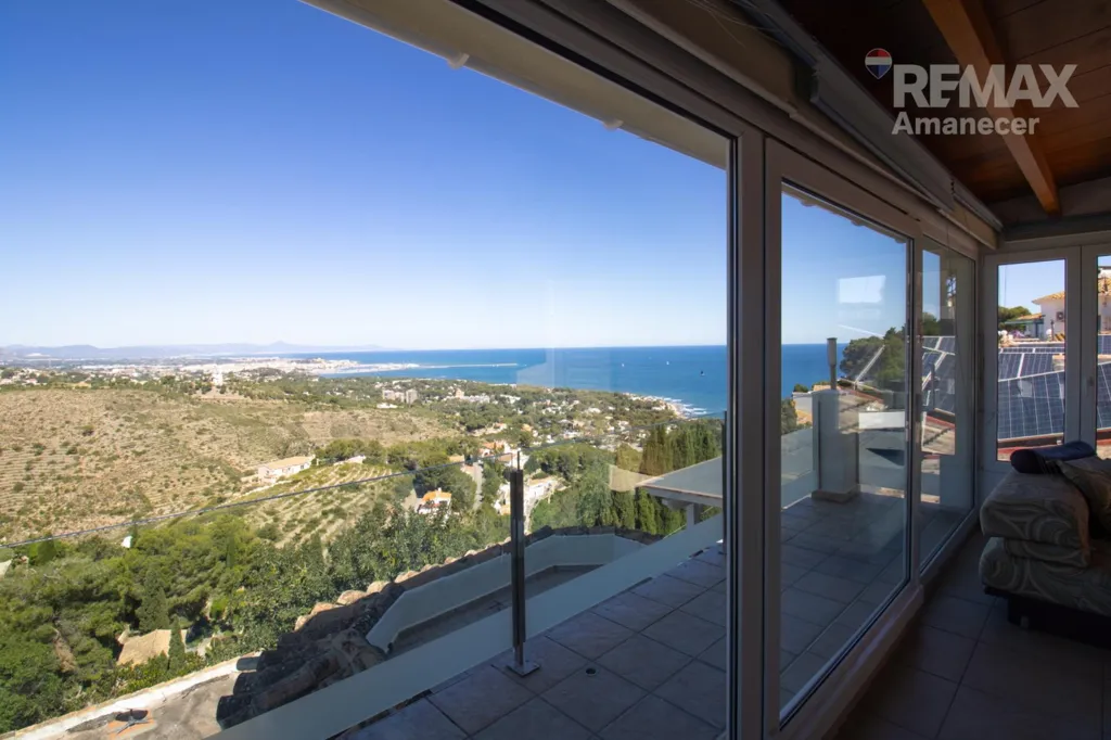 Terrass - Dual Villa with Pools in Las Rotas, Dénia