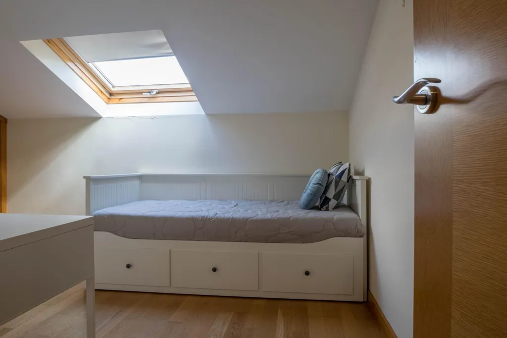 Chambres - T4 Apartment with Garage in Cambre