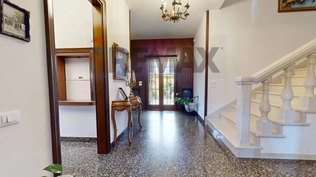 Entrée - Prestigious Villa with Terrace in Caldogno