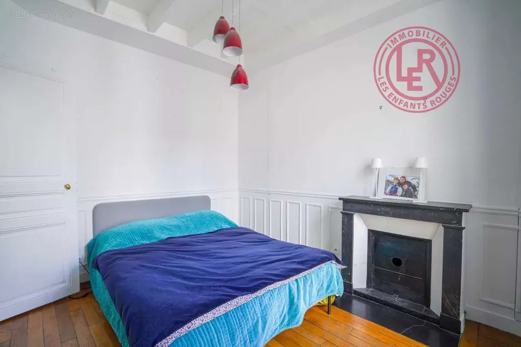 Chambres - Appartement 2 Pièces avec Vue Dégagée au Marais