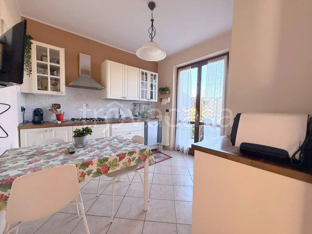 Köök - Two-Level Apartment with Terraces in Rivalta di Torino