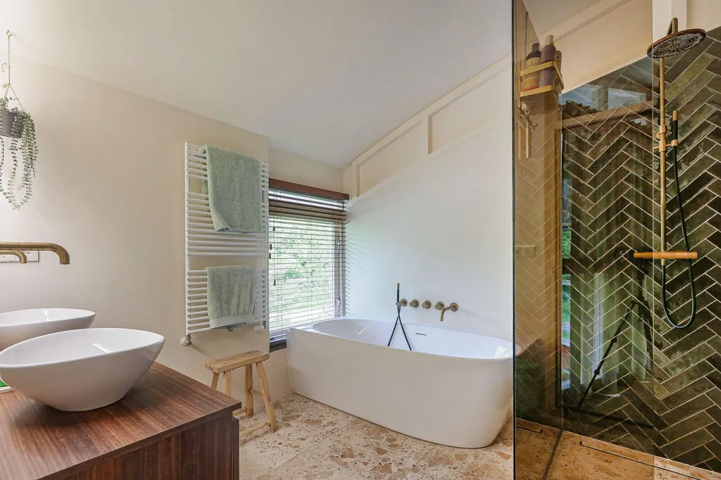 Salles de bain - Detached House with Garden in Purmerend