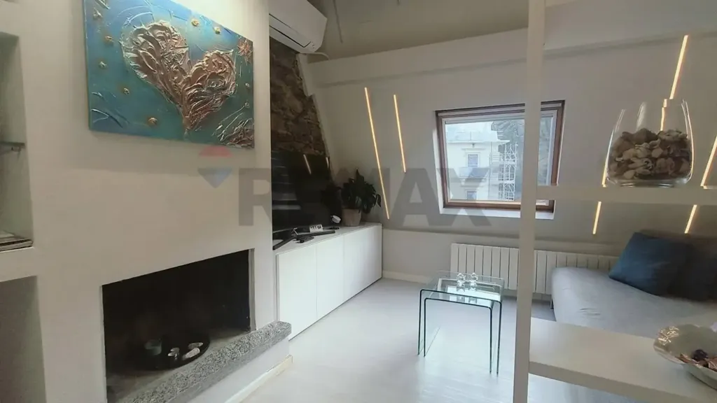 Elutuba - Restored Apartment with Lake View in Baveno