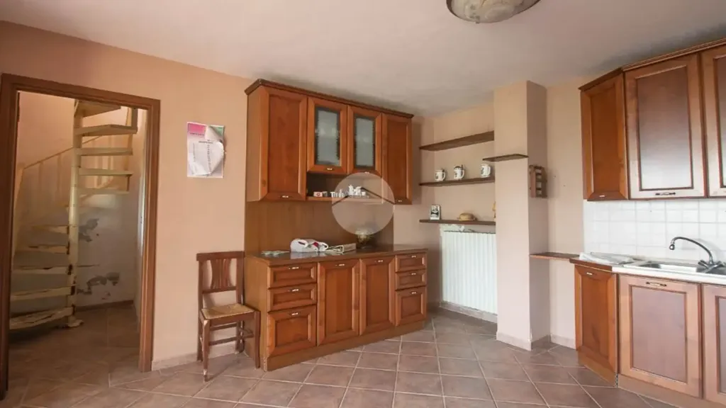 Cuisine - Villa with Private Garden in Montafia
